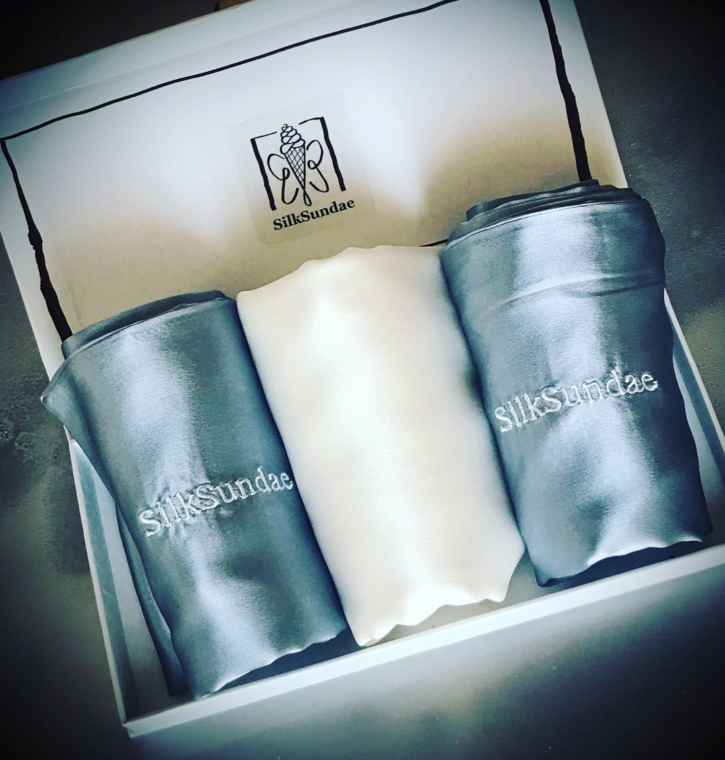 Luxury Mulberry Silk Oxford Style Pillowcase